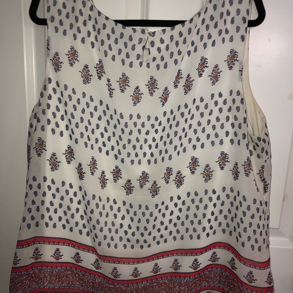 Blouse - Picture 2 of 3